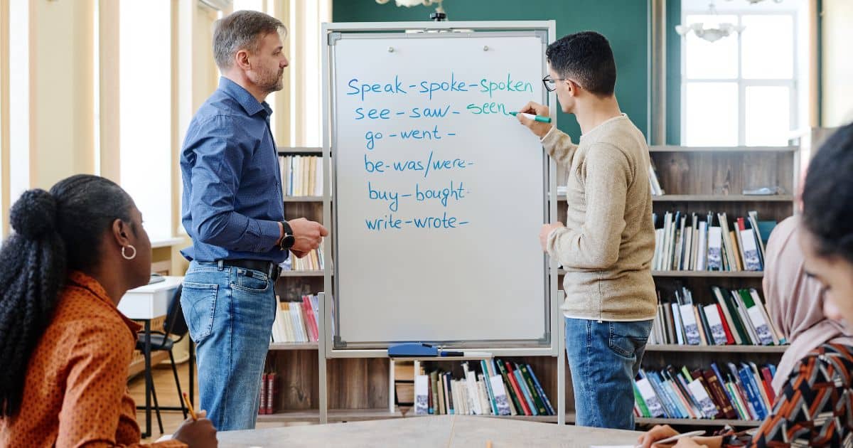 école de communication cours